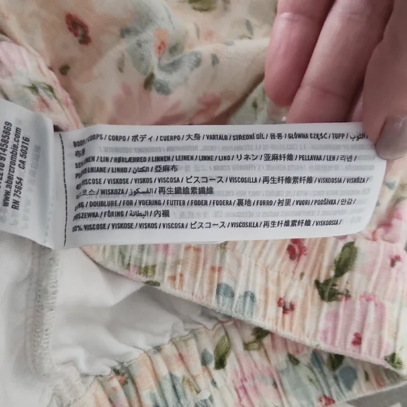 Abercrombie & Fitch Linen Blend Floral Shorts - Picture 5 of 7